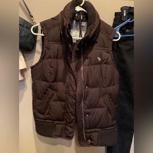 Abercrombie and Fitch vest M